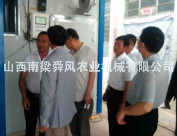 領(lǐng)導(dǎo)視察